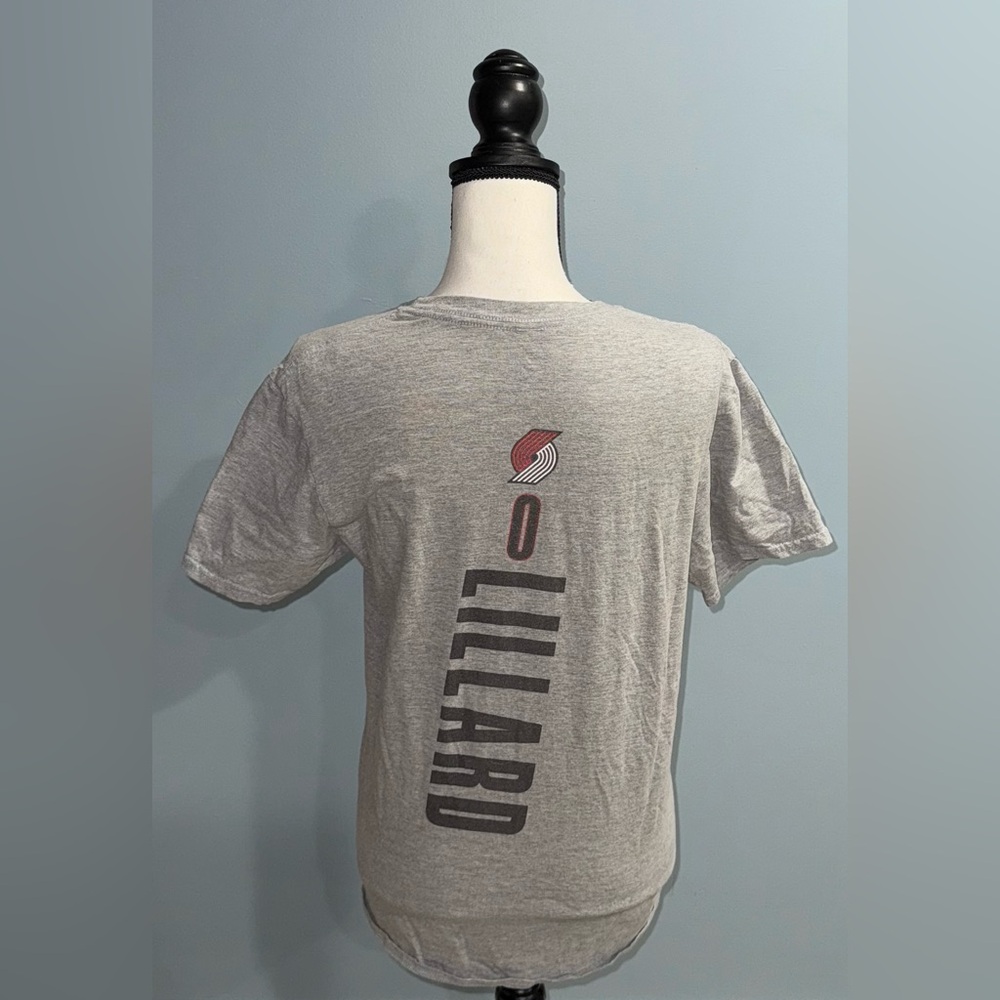 fanatics lillard basketball tee shirt - Picture 3 of 5
